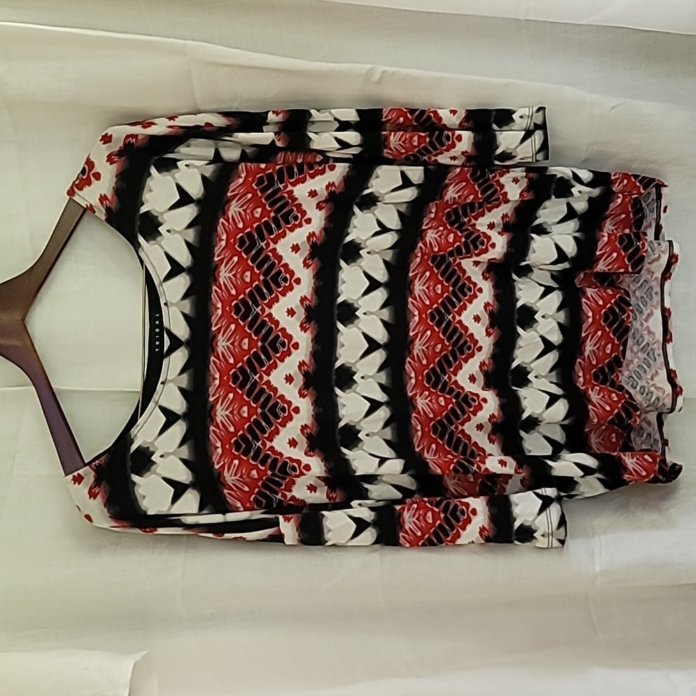 Tribal top w/racer back size L red, black and white.